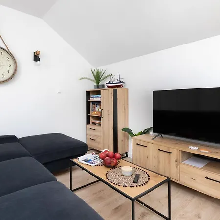 Poludniowa Przystan By Renters Apartment
